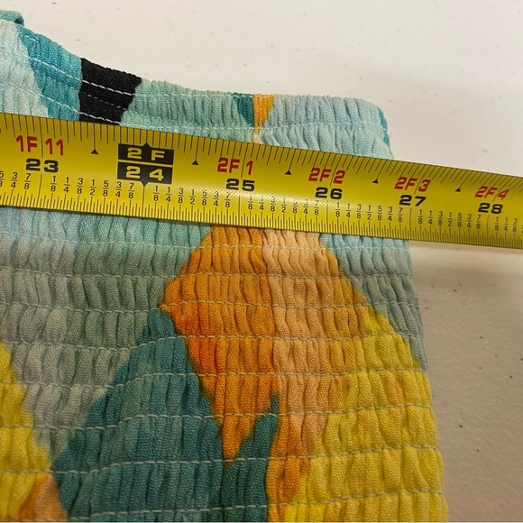 Torrid womens shirt size 6X peplum gauze smocked top colorful plus size - Picture 8 of 9